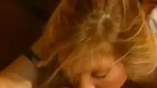 كسشة كس الآسيوية اخترقت من قبل العضلات