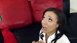جميلة في سن المراهقة أدريان مايا كس creampied
