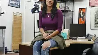 تظهر ديلتانت هوتي منحنياتها