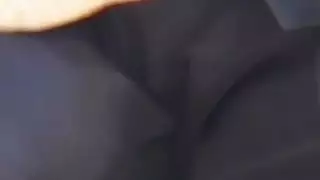 أمي مفلس يحتاج الديك قوية