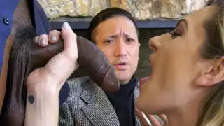 داليا الديوث زوجها