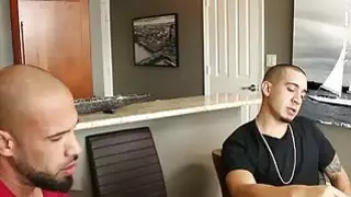 لم تركب الكلبة Roomate الإيجار لذا حصلنا على ظهرها جيد