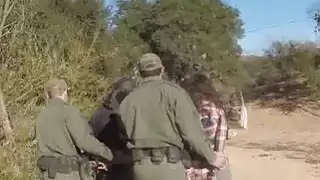 كارلا كوش ومايا جراند سخيف في الهواء الطلق