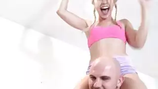 Goldies حلوة كس الحصول على اللعنة عميق جدا على القمة