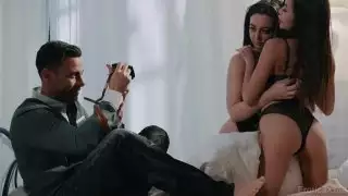 سلوك النموذج