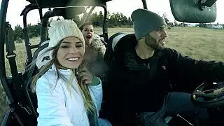 سخيف كامل خانق