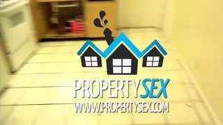 المستأجر مذهلة الملاعين مالكها