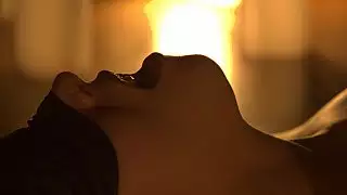محاط بالضوء