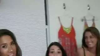 فاتنة الكلية متحمس لا يمكن الحصول على ما يكفي من هذا الديك الثابت