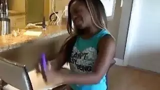 هواة الحمار كبيرة سوداء صديقة ضخها و videotaped