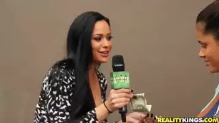 شريط السيدات رائع ومثير مغرية وقوس