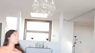 Ariella Ferrera و Chloe Amour hot threeway session
