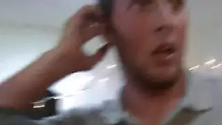 كلية العربدة امرأة سمراء فاتنة Doggy أسلوب سخيف