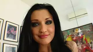 خمسة في واحد يمارس الجنس