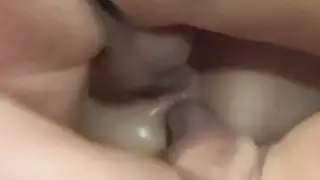 الكلبة الساخنة يريد اثنين من الديكة