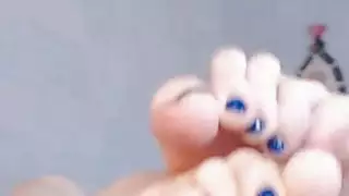 اومج اطلع على هذا بعقب بيضاء