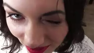 سارة تظليل وميض لها كبير الثدي