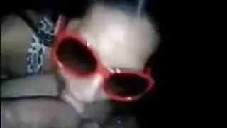 الأم اللاتينية تمتص الديك بوف