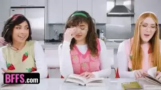 مشاركة أفكار نادي الكتاب تجعل أفضل الأصدقاء مقرنًا