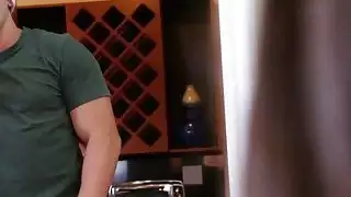 مفلس امرأة سمراء الاباحية يحصل على بوسها دافئ نائب الرئيس