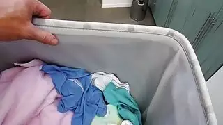 خبطت مهبل مشعر gf في غرفة الغسيل