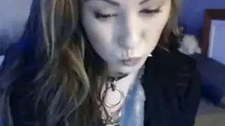 كاميرا ويب فتاة يحب أن تمتص على لعبتها