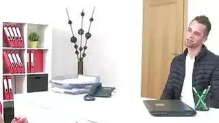 نموذج الذكور بانج وكيل الإناث في سراويل
