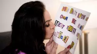 تجويع كوغار الصيد للديك