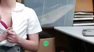 أليسا كول سرقة البضائع ومارس الجنس في مكتب LP