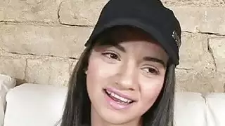 schlong الثابت هو شق شق الرطب وثقب الحمار